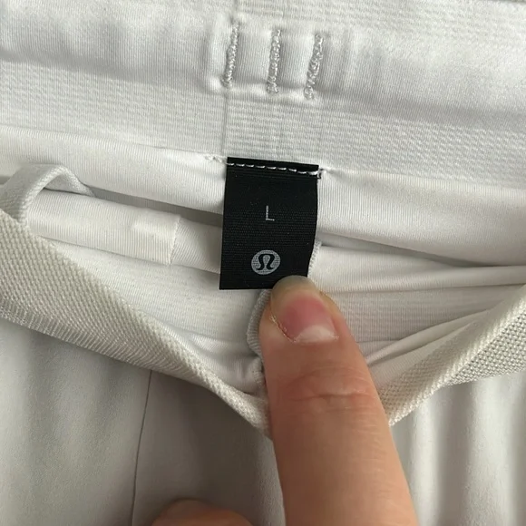 Running shorts - Picture 4 of 5